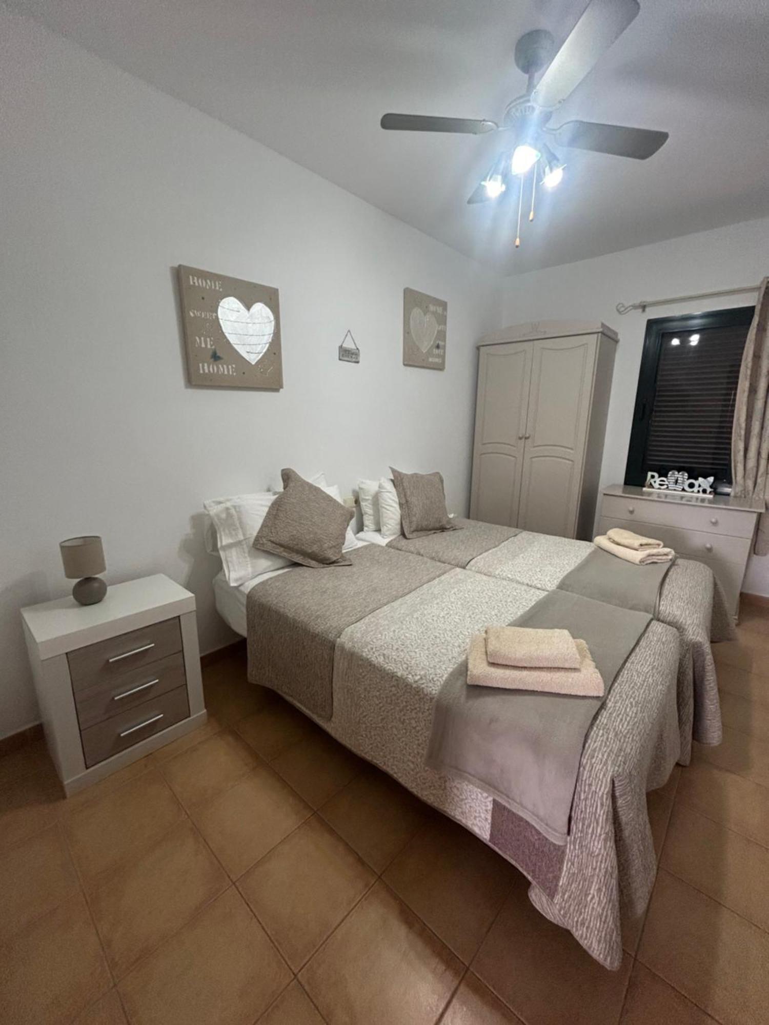 Casa Orilla! Beautiful Private Holiday Villa With Hot Tub Ла-Олива Экстерьер фото